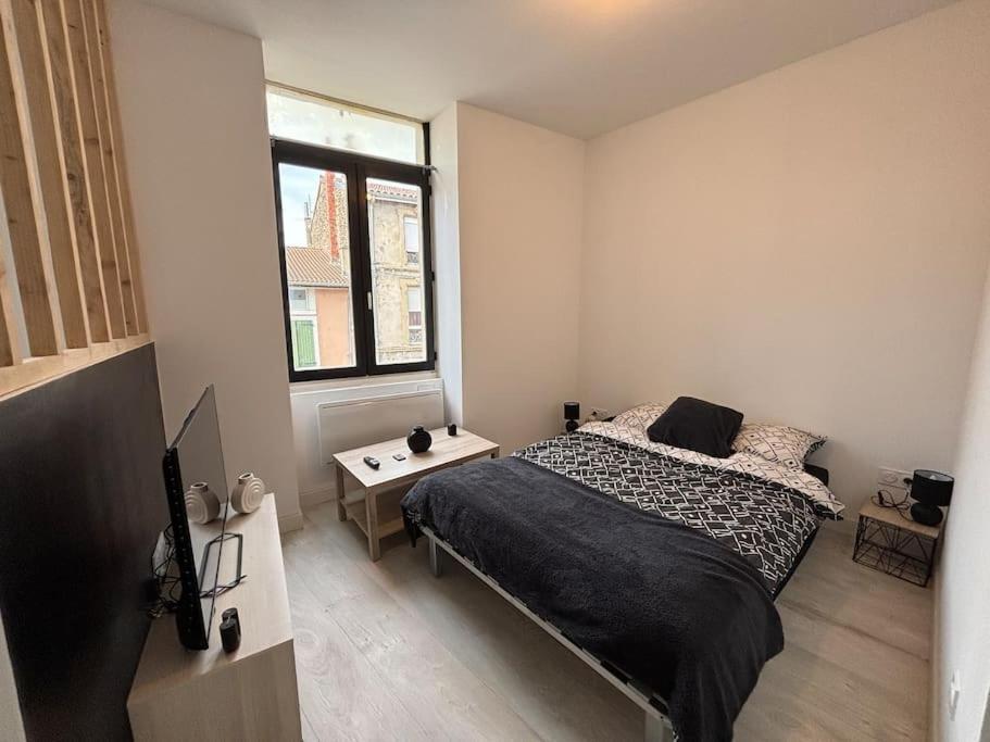 Studio Confortable Annonay Exterior photo